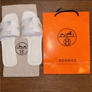 Hermès White Slide Sandals